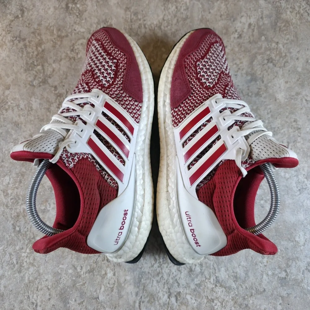 Size 8 NCAA x Adidas UltraBoost 1.0 Indiana Hoosiers Running Shoe * No Insoles *